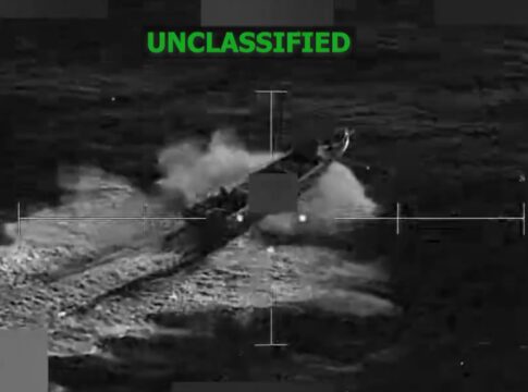 eua-bombardeia-nova-embarcacao-no-pacifico-e-deixa-4-mortos