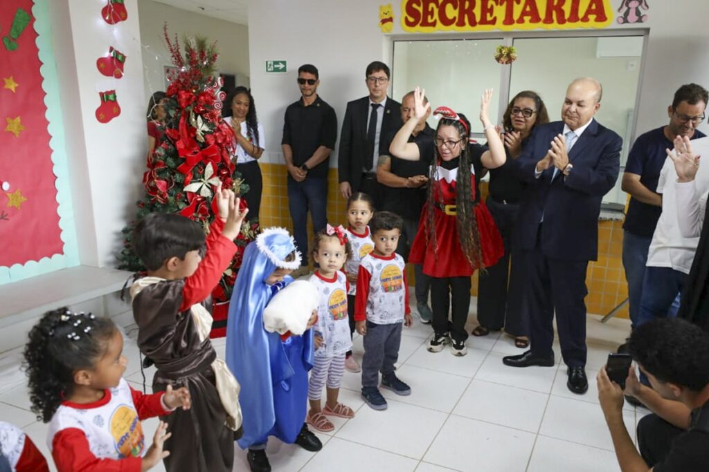 ibaneis-inaugura-creche-no-riacho-fundo-ii-para-atender-188-criancas