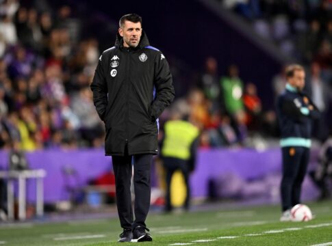 internacional-anuncia-paulo-pezzolano-como-novo-treinador-para-2026