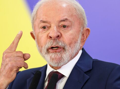 e-possivel-negociar-sem-guerra,-diz-lula-sobre-eua-e-venezuela