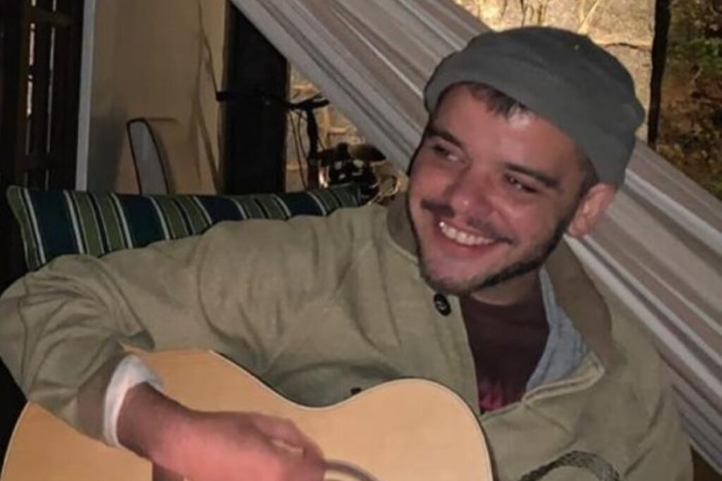 mae-de-joao-rebello-emociona-com-desabafo-um-apos-morte-do-ator