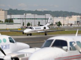 aviao-de-ex-piloto-da-nascar-cai-durante-pouso-nos-eua-e-deixa-mortos