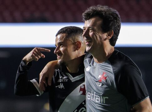 fernando-diniz-elogia-philippe-coutinho-e-revela-conexao-com-o-jogador