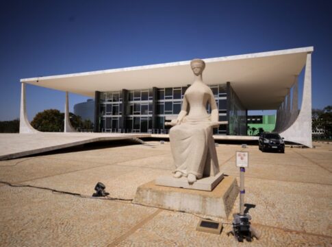 estacionamento-do-stf-e-liberado-para-servidores-da-camara-dos-deputados