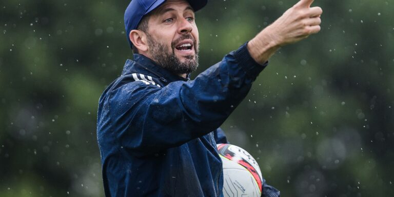 internacional-anuncia-a-contratacao-do-uruguaio-paulo-pezzolano