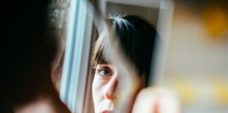 expressoes-faciais-podem-revelar-tendencia-a-depressao,-diz-estudo