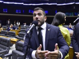 alvo-da-pf,-deputado-jordy-diz-que-a-operacao-foi-“covarde”