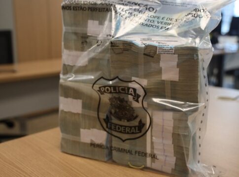 assessores-de-deputados-do-pl-movimentaram-r$-27-milhoes,-diz-pf