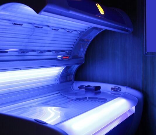 bronzeamento-artificial-pode-causar-danos-no-dna-da-pele,-diz-estudo