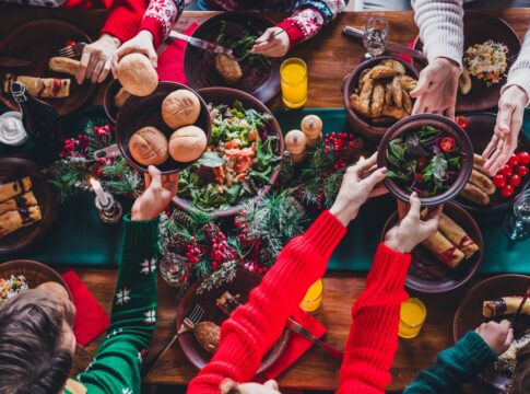 vai-trabalhar-na-escala-de-natal-ou-de-ano-novo?-saiba-seus-direitos