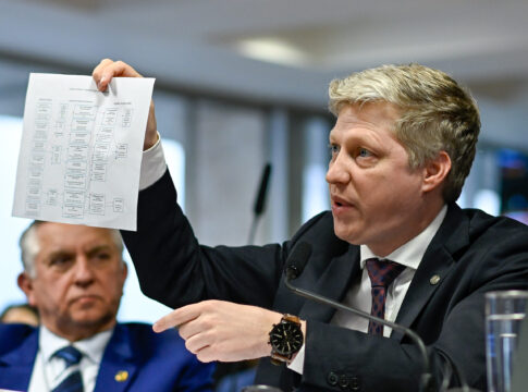 oposicao-tem-assinaturas-para-prorrogar-cpmi-do-inss-ate-fim-de-julho