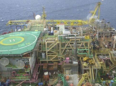 mesmo-com-vazamento-sanado,-plataforma-da-petrobras-segue-sem-producao