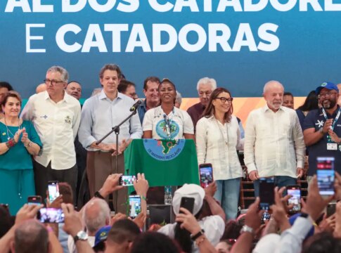 catadores-devem-ser-aplaudidos-como-agentes-ambientais,-diz-boulos