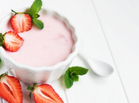 danoninho-caseiro-e-facil,-cremoso-e-mais-saudavel-que-o-de-mercado