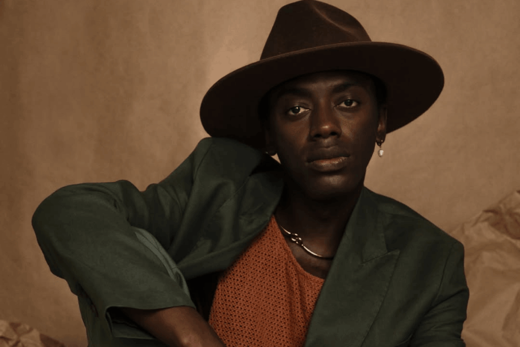 alem-do-chapeu:-jota.pe-revela-acessorio-indispensavel-em-shows