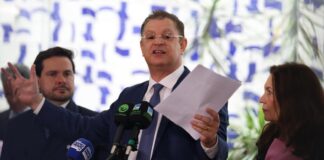 o-“lapso”-de-sostenes:-r$-430-mil-esquecidos-no-armario