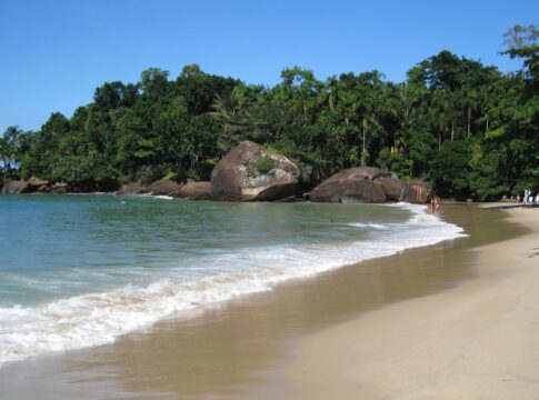 verao-chegando:-veja-quais-praias-estao-improprias-para-banho-em-sp