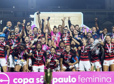 flamengo-goleia-gremio-e-conquista-copinha-feminina