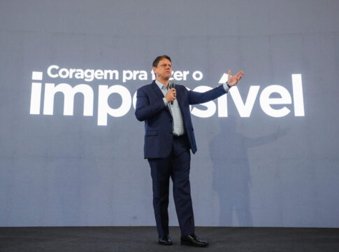 tarcisio-projeta-“voo-proprio”-com-autonomia-do-bolsonarismo-e-centrao