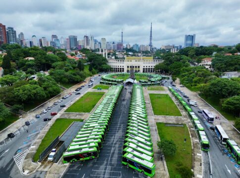 sao-paulo-chega-a-mais-de-mil-veiculos-movidos-a-energia-limpa