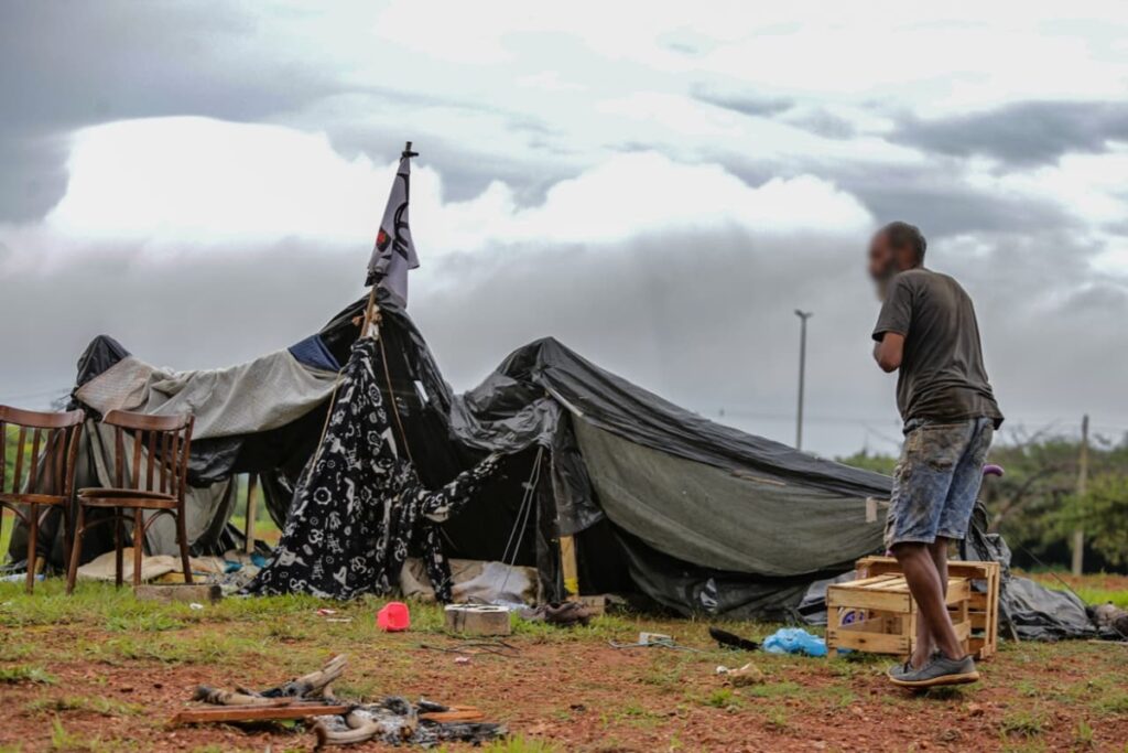 pessoas-em-situacao-de-rua-se-espalham-por-vias-do-df-no-fim-de-ano