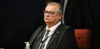 dino-suspende-trecho-de-pl-que-libera-emendas-do-orcamento-secreto