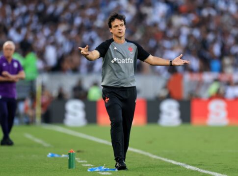 fernando-diniz-lamenta-vice-do-vasco-na-copa-do-brasil:-“e-muita-dor”