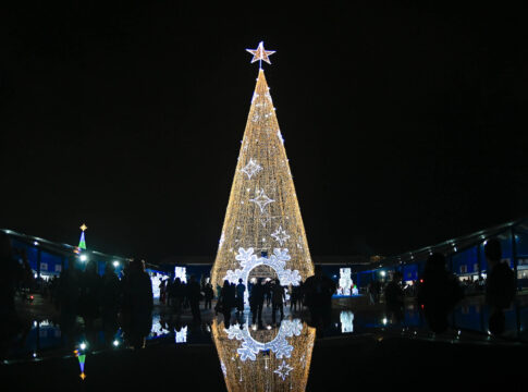 shoppings-e-comercio-de-rua-terao-horarios-especiais-no-natal;-confira