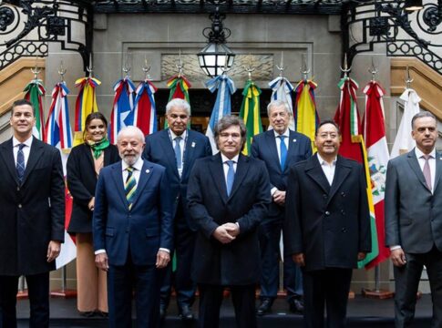 sem-brasil,-mercosul-divulga-comunicado-por-democracia-na-venezuela