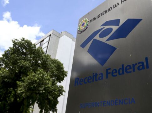 arrecadacao-federal-bate-recorde-de-r$-226,75-bilhoes-em-novembro