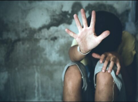 8-dias-sem-comer:-policia-prende-suspeito-de-deixar-crianca-para-morte