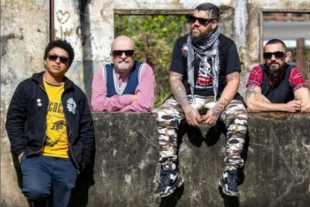 garotos-podres:-“tivemos-que-explicar-a-policia-que-papai-noel-nao-existe”