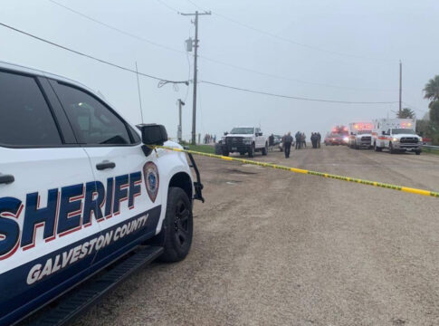 aviao-da-marinha-mexicana-cai-no-texas-e-deixa-ao-menos-3-mortos