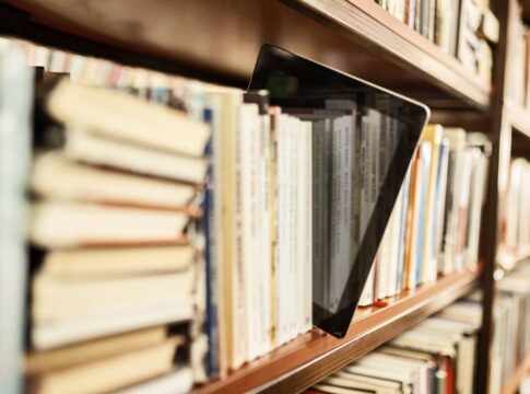 devocional,-desenho-e-autoajuda:-os-10-livros-mais-vendidos-do-ano