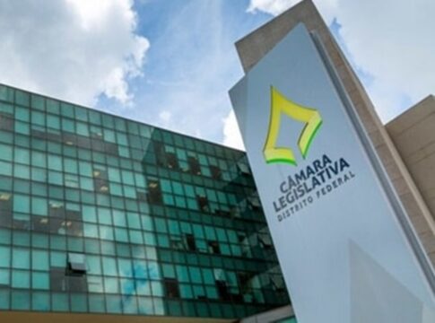 cldf:-lula-autoriza-porte-de-arma-para-policiais-legislativos