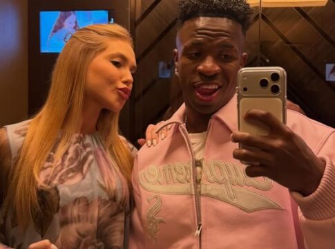 foto:-virginia-e-vini-jr.-posam-abracados-antes-de-noitada-em-goiania