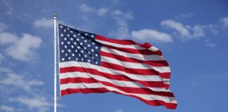 eua:-pib-surpreende-e-cresce-4,3%-no-3o-trimestre,-acima-do-esperado