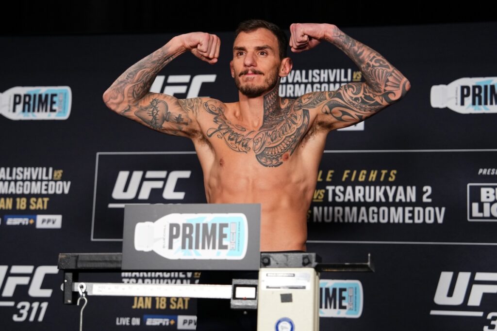 renato-moicano-e-anunciado-no-ufc-326-para-revanche-contra-ortega