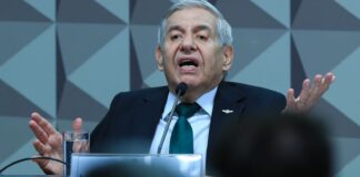 heleno-deixa-comando-militar-para-cumprir-prisao-domiciliar