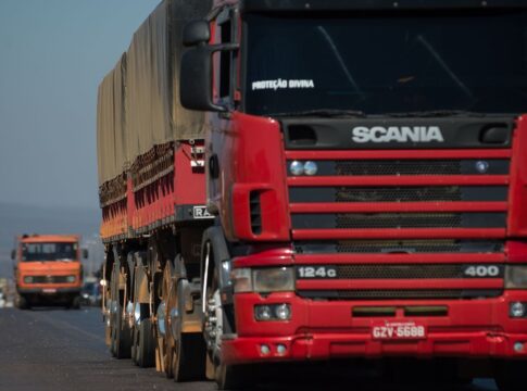 prf-reforca-fiscalizacao-em-rodovias-federais-na-operacao-natal