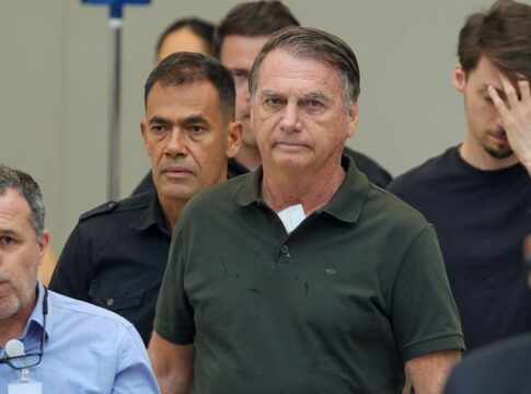 moraes-autoriza-internacao-de-bolsonaro-para-realizacao-de-cirurgia