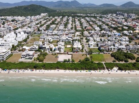quanto-custa-um-dia-em-jurere,-praia-mais-badalada-de-florianopolis