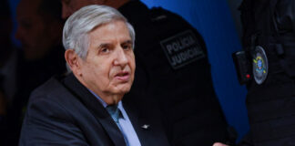 general-heleno-entrega-passaportes-a-pf-apos-ir-para-prisao-domiciliar