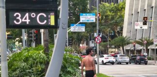 festa-com-calor-e-chuvas:-como-fica-o-tempo-na-vespera-de-natal-em-sp