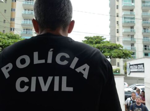 policia-civil-apreende-r$-1,7-milhao-do-comando-vermelho-no-amazonas