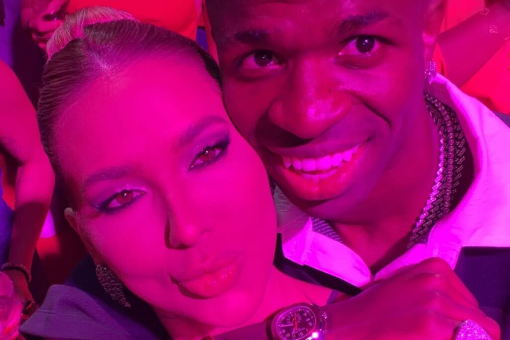 fotos:-virginia-curte-natal-antecipado-com-vini-jr.,-amigos-e-familia