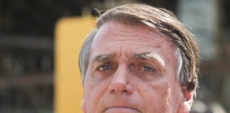 moraes-autoriza-4-filhos-de-bolsonaro-a-visita-lo-no-hospital