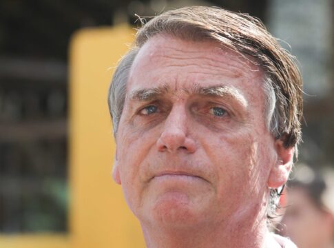 moraes-autoriza-4-filhos-de-bolsonaro-a-visita-lo-no-hospital