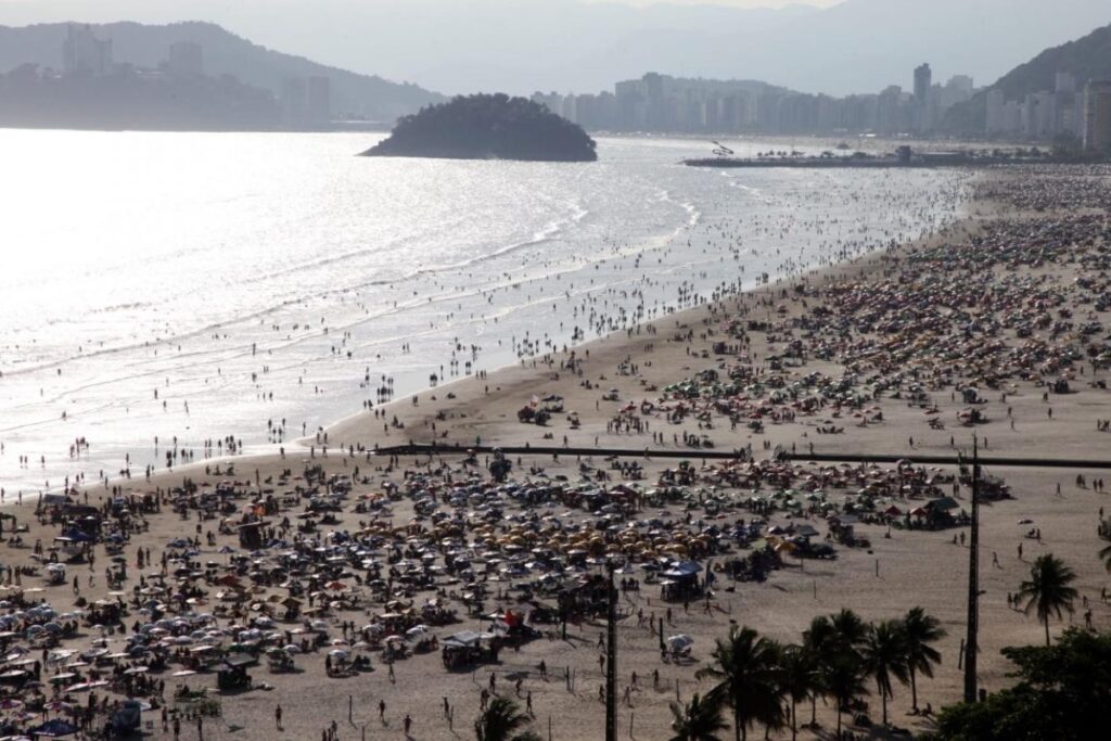 veja-a-lista-das-23-praias-improprias-para-banho-no-litoral-de-sp