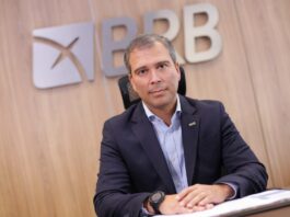 ex-chefe-do-brb-cancela-ferias-e-volta-para-acareacao-sobre-master